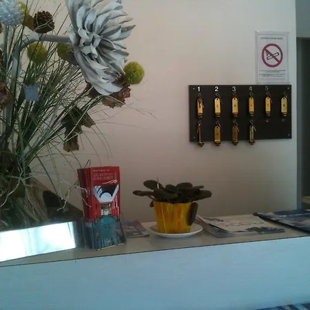 Hotel De La Paix Luzenac